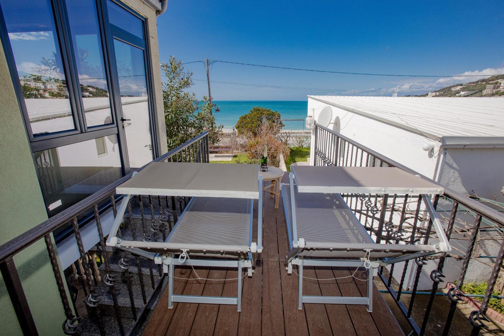 Apartments Oliva อัตเจฮะห์ ภายนอก รูปภาพ
