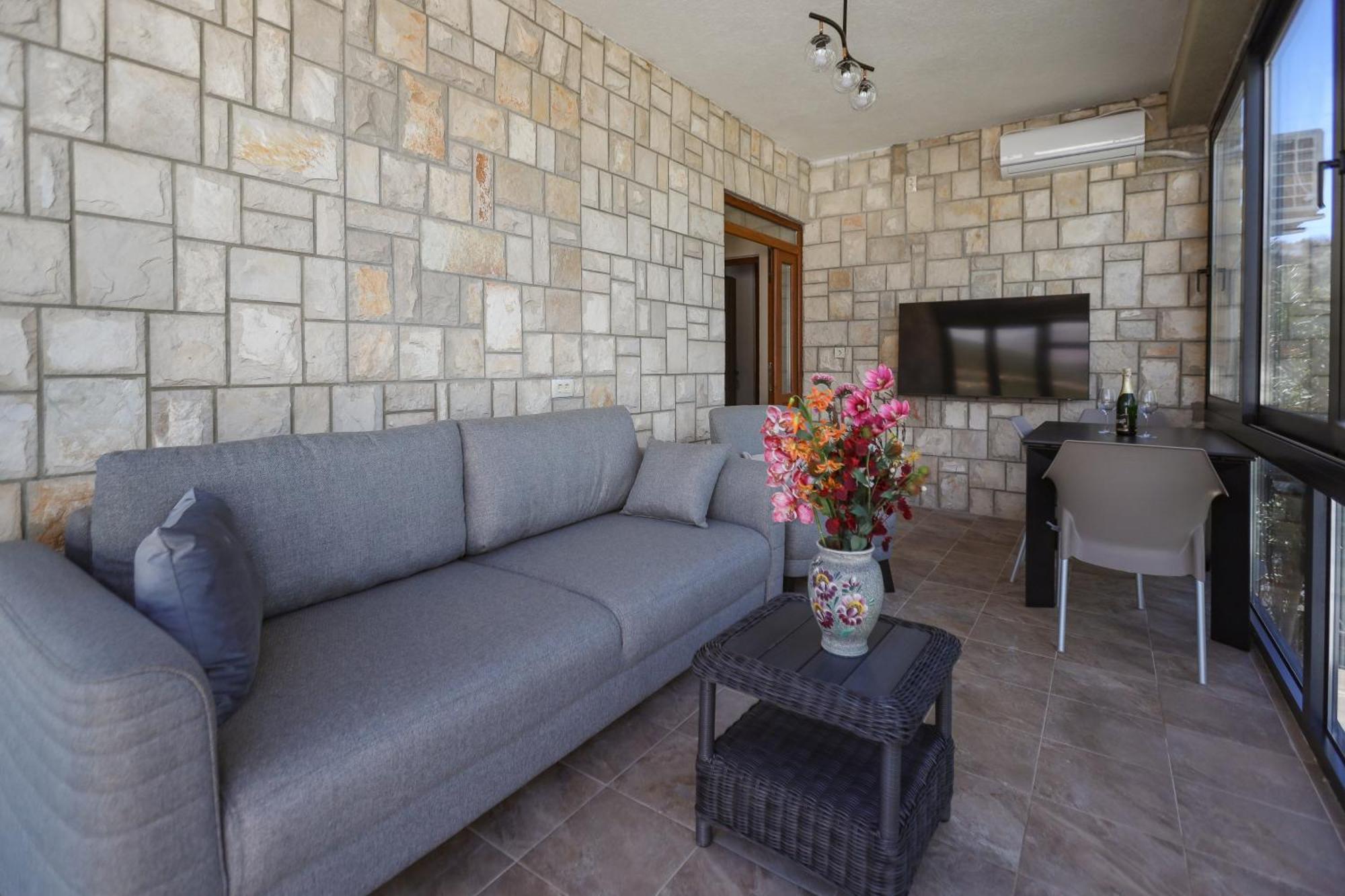Apartments Oliva อัตเจฮะห์ ภายนอก รูปภาพ